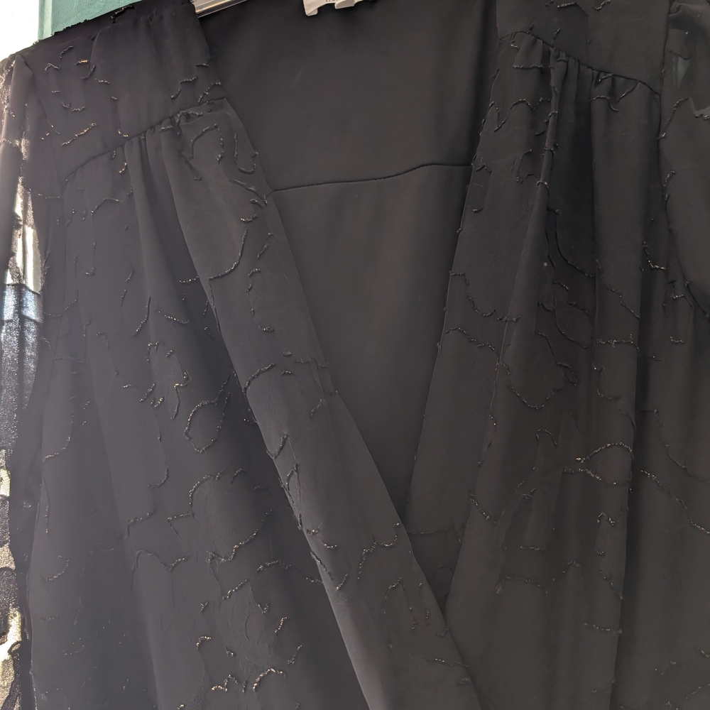 Maurices Classic Black Top